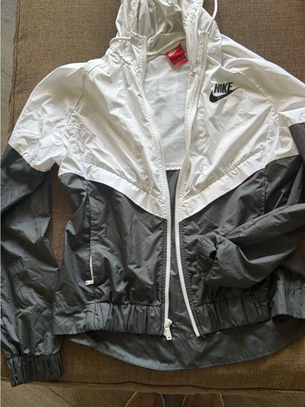 Nike Women's White and Gray Colorblock Hooded Windbreaker
